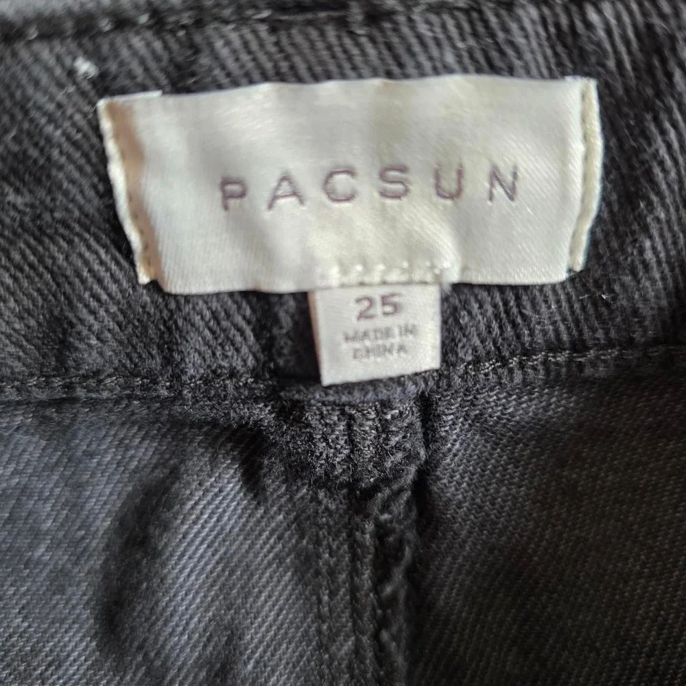 PacSun black cargo skirt with frayed hem Size 25
